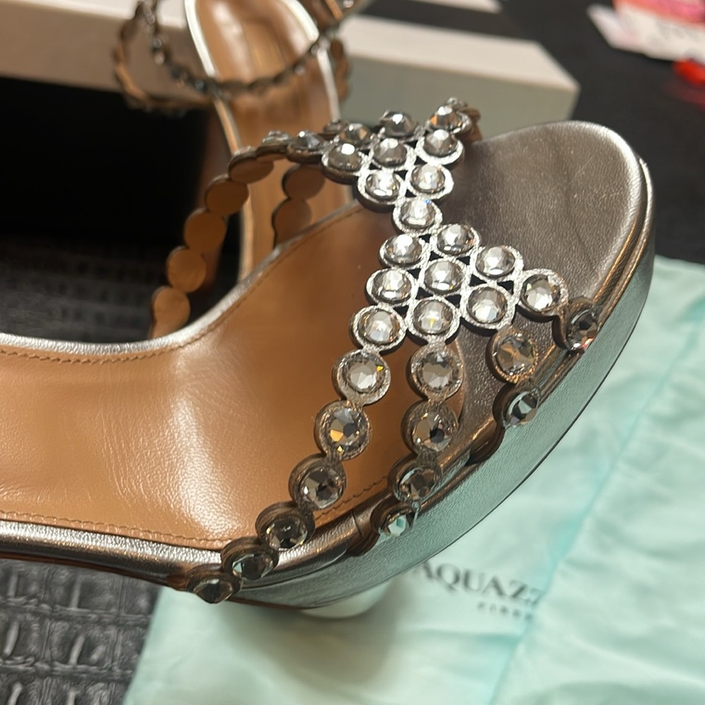 Aquazzura Silver Women's Sandals Platform 
Leather w/ Silver Crystals Size.9 1/2